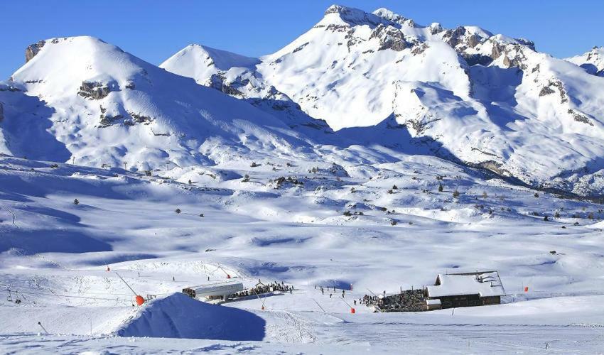 B18  T2-5p de standing au pied des pistes de Superdévoluy - résidence Les Toits du Dévoluy - Vue Magnifique - classé PMR Saint-Étienne-en-Dévoluy Extérieur photo